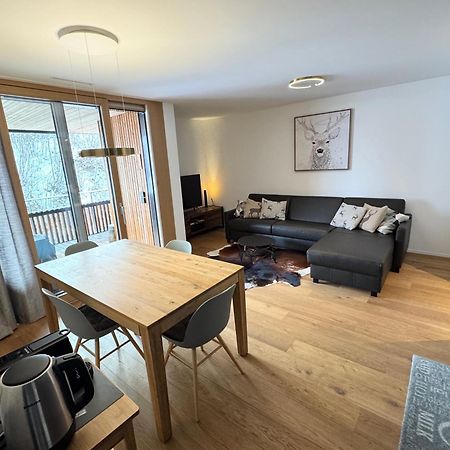 Beautiful Sunny New 1 Bed Apt フリムス エクステリア 写真