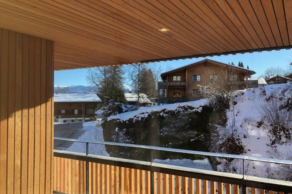 Beautiful Sunny New 1 Bed Apt フリムス エクステリア 写真