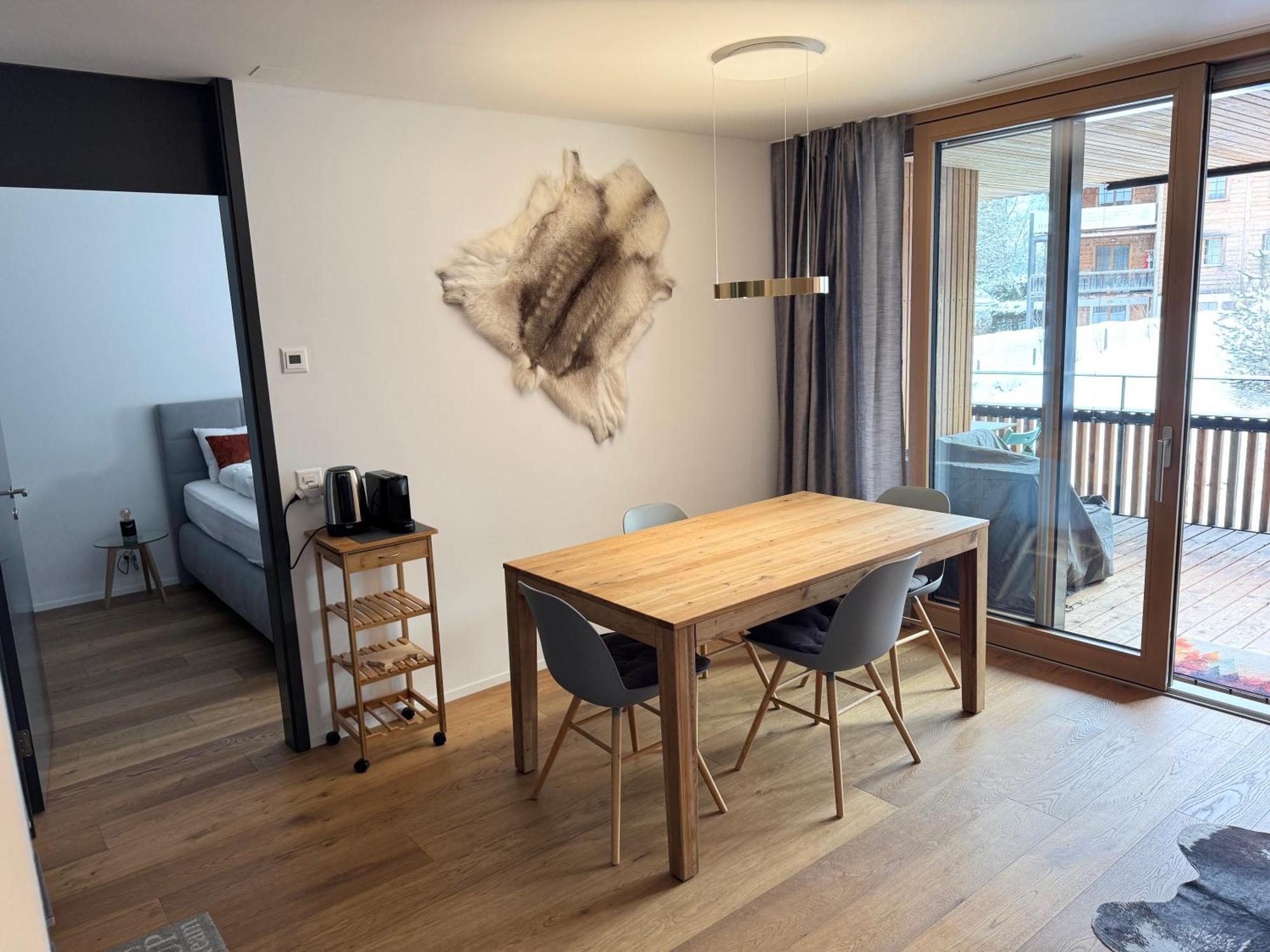 Beautiful Sunny New 1 Bed Apt フリムス エクステリア 写真