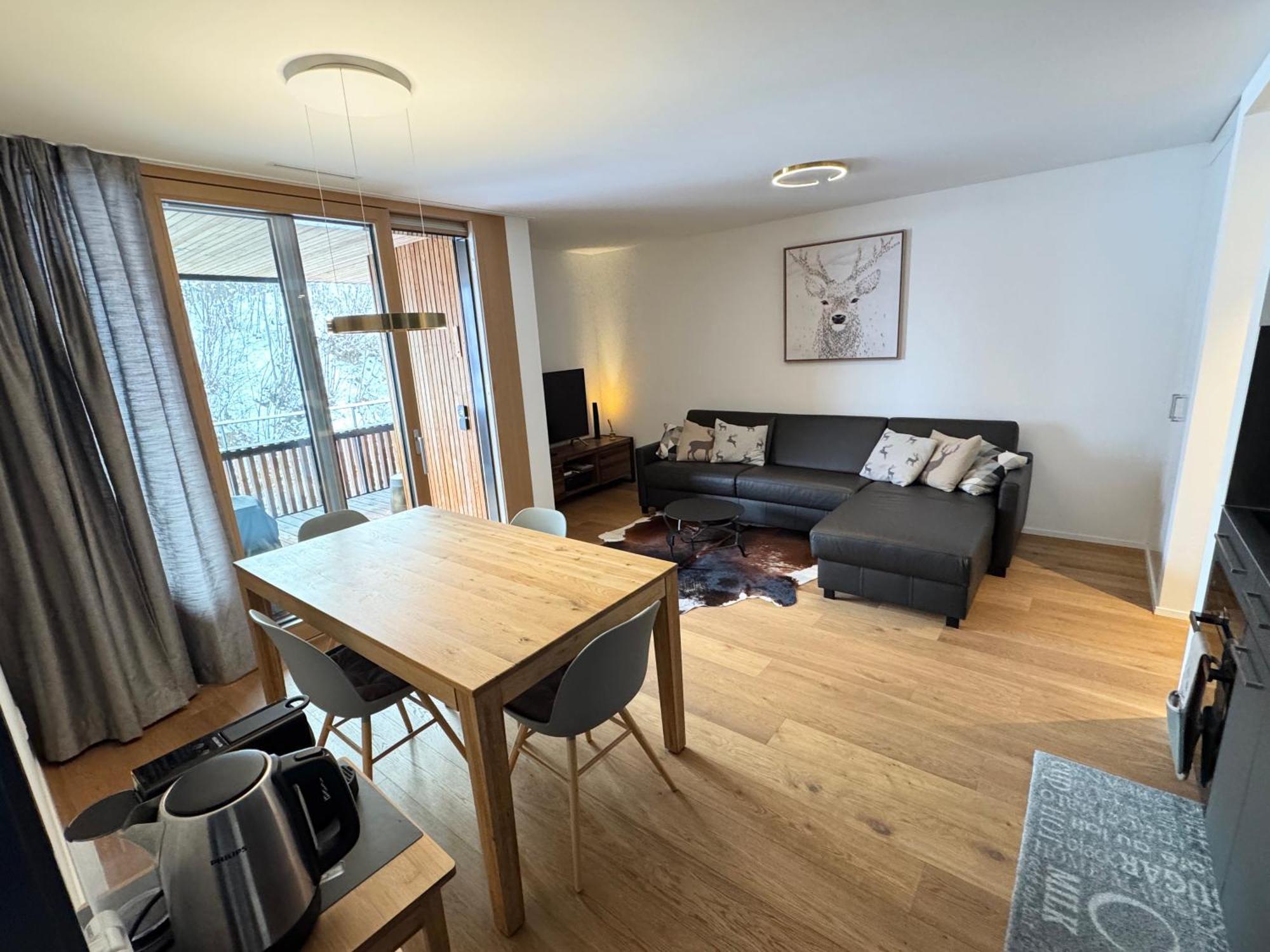 Beautiful Sunny New 1 Bed Apt フリムス エクステリア 写真